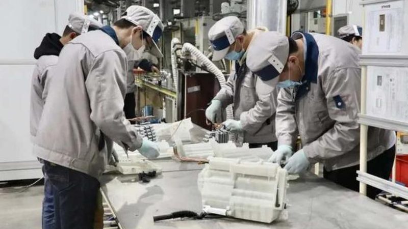 生产线设备材质选择：关键因素与决策要点**